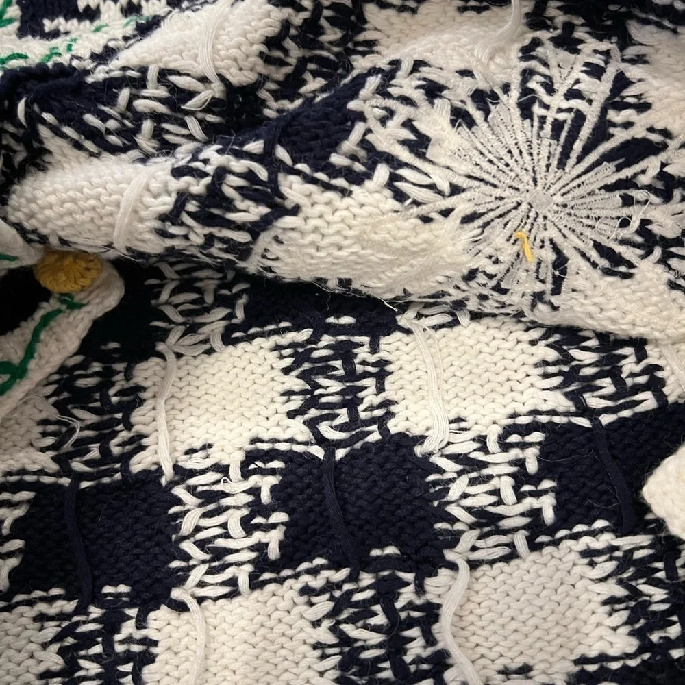 Navy & White Daisy Knit Vest with Yellow Accents - Picture 10 of 10